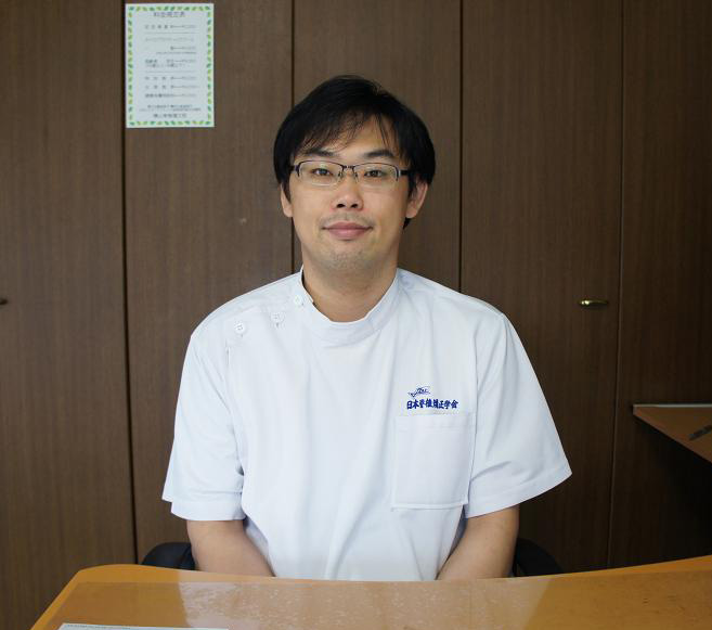 �V���s�k��̐��́A�J�C���v���N�e�B�b�N�@�A���R�Ғŋ����@�̎��ȏЉ�ʐ^