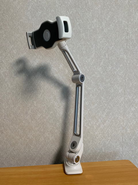 �A�[���^�X�^���h